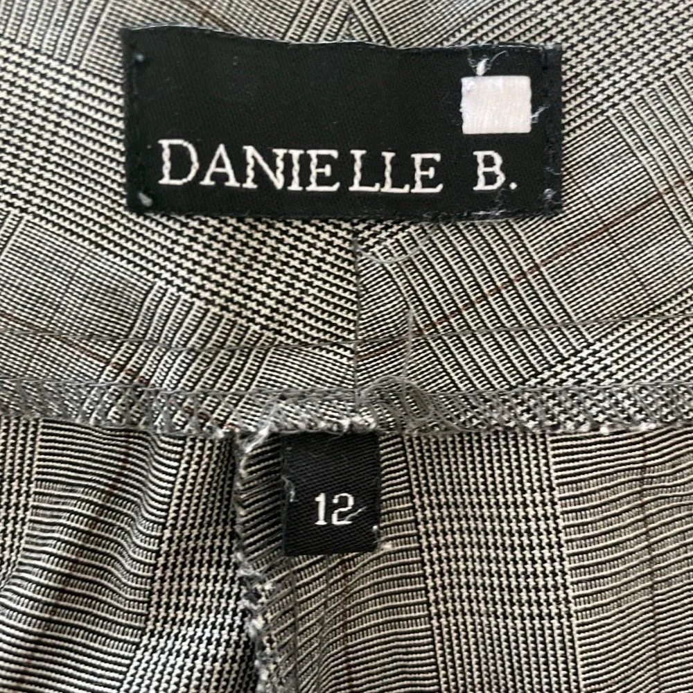 Danielle B. Womens Grey Plaid Bermuda Shorts Belted Cuffed Size‎ 12 (35